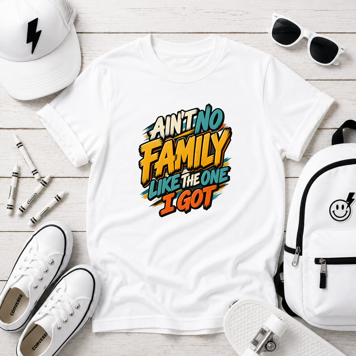 Kids Tee "Ain't No Family Like The One I Got" Funny Retro Graphic